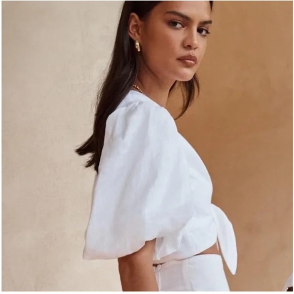 DISSH Puff Sleeve Linen Tie Front Top. Size: 8 - Picture 3 of 12